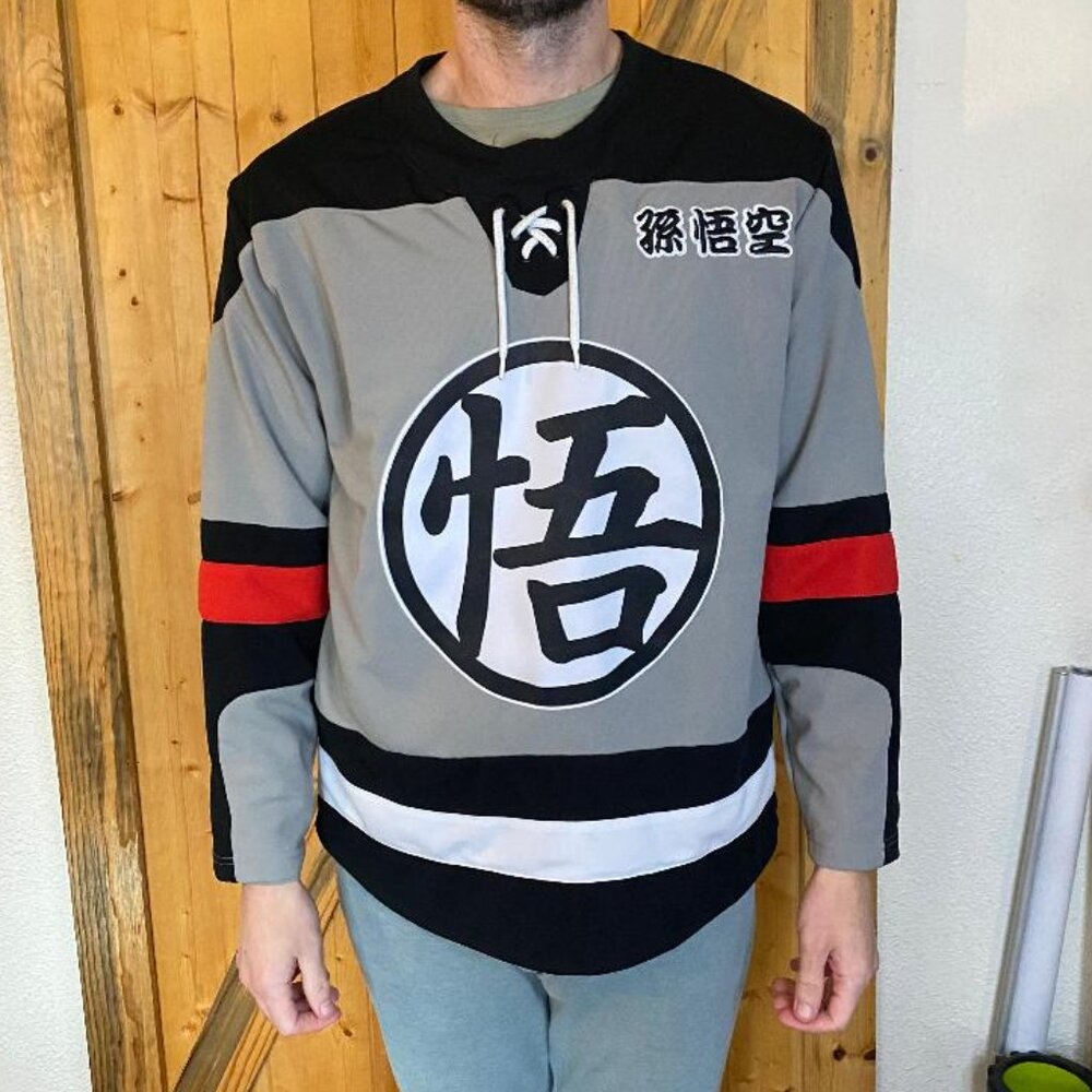 BoxLunch Exclusive Dragon Ball Z Goku hockey jersey